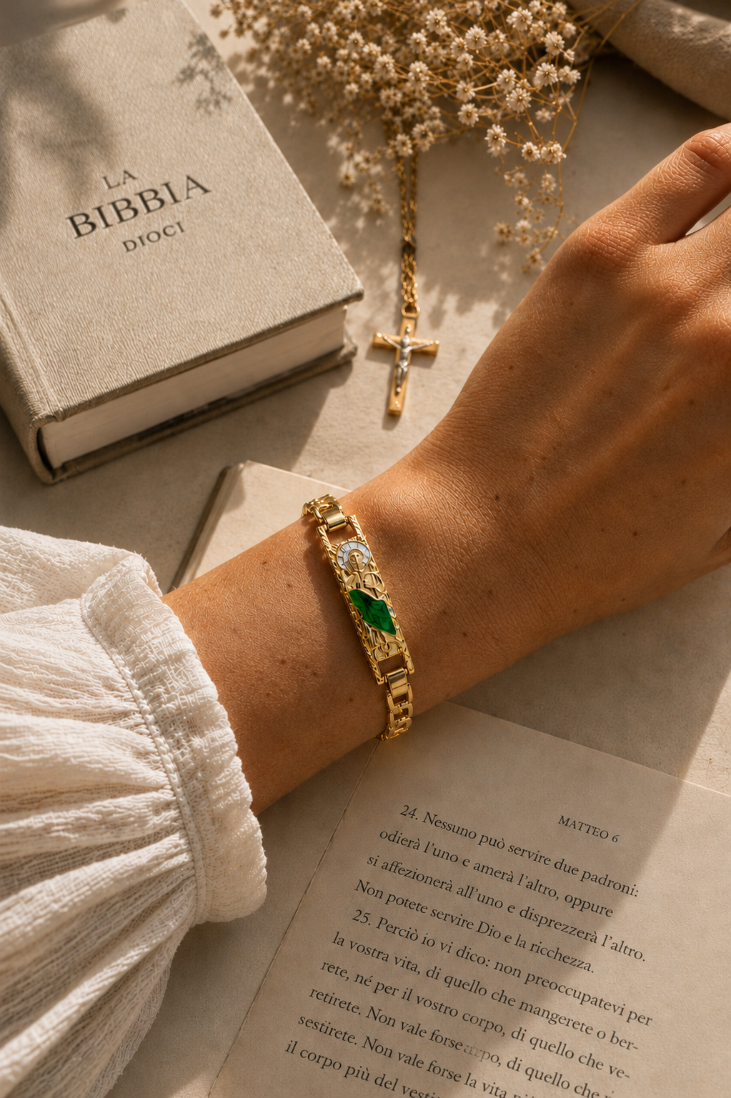 Bracciale Eterna Fede - Simbolo di Eleganza e Spiritualità